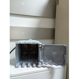 GLQ-4K Садовый удлинитель на 4 розетки (20,5*20,5*22 см, силовой кабель 10м)